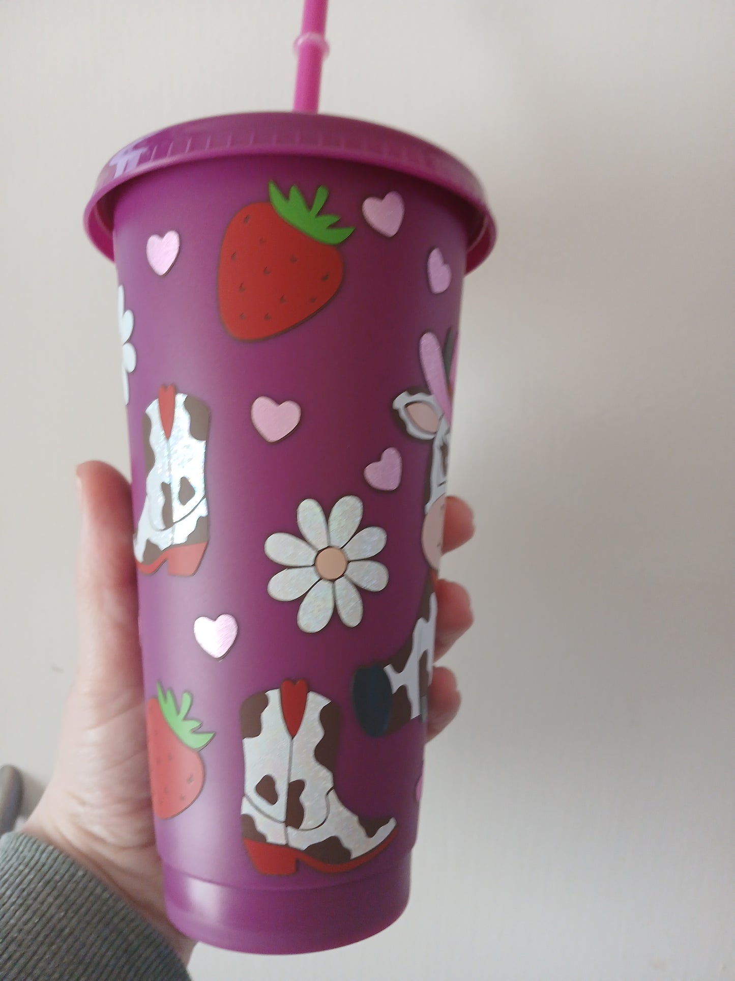 Strawberry cow cold cup