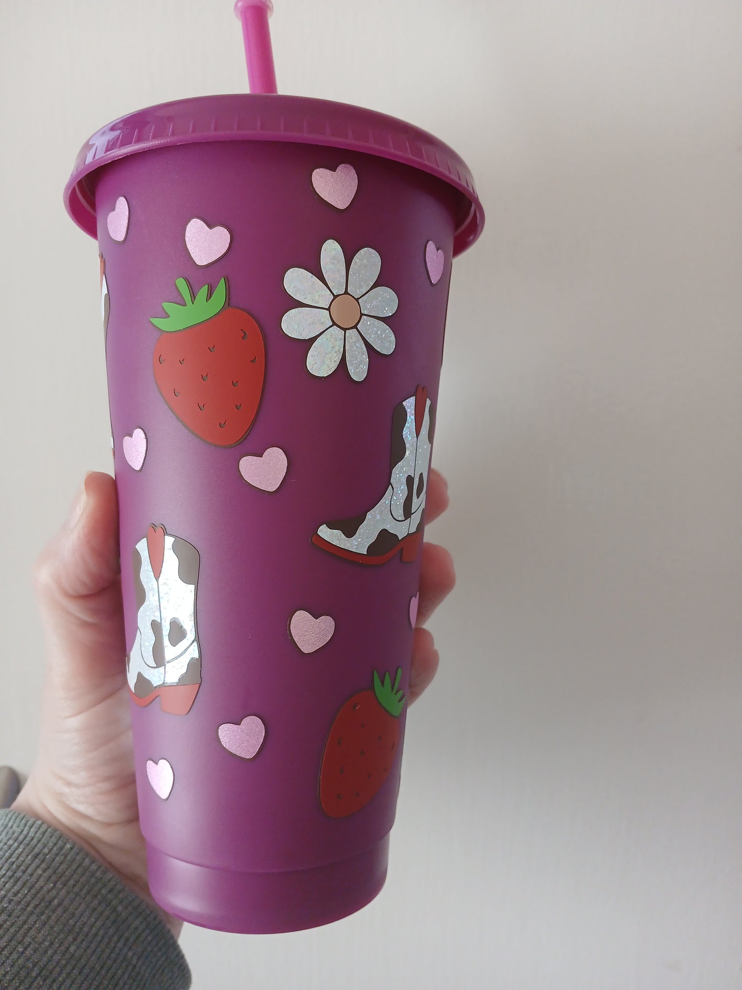 Strawberry cow cold cup
